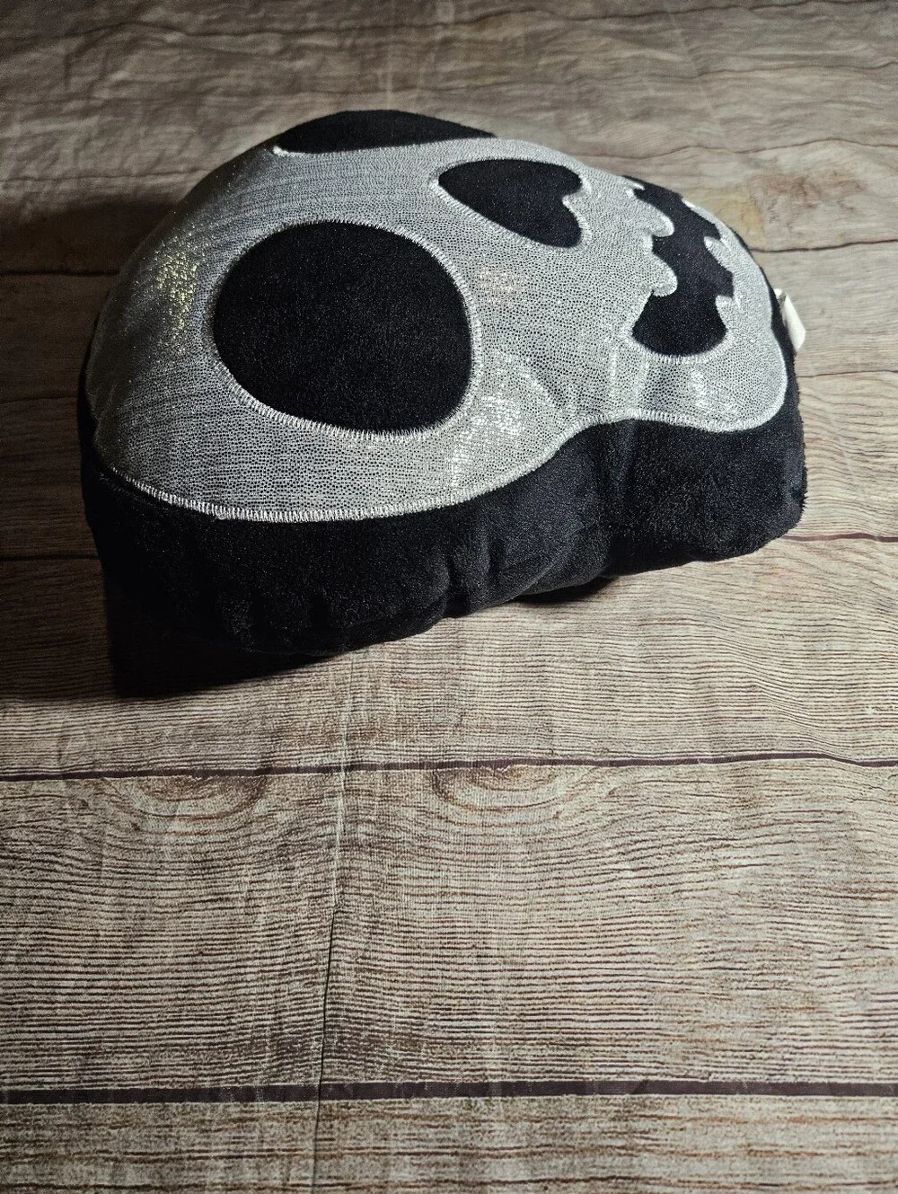 Gothic spooky halloween skeleton throw pillow